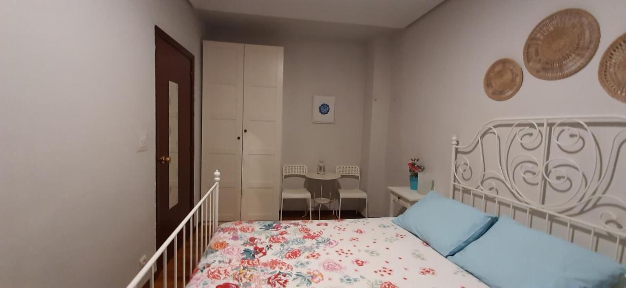 Apartamento Costa Vasca Las Arenas Getxo Exterior photo