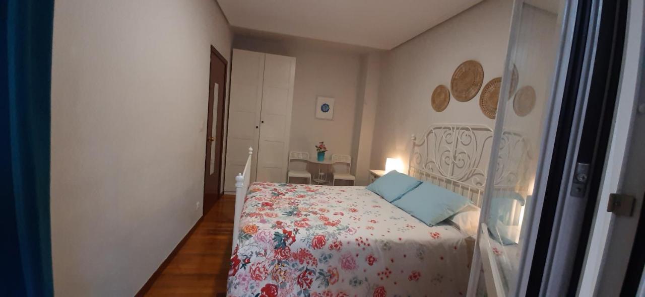 Apartamento Costa Vasca Las Arenas Getxo Exterior photo
