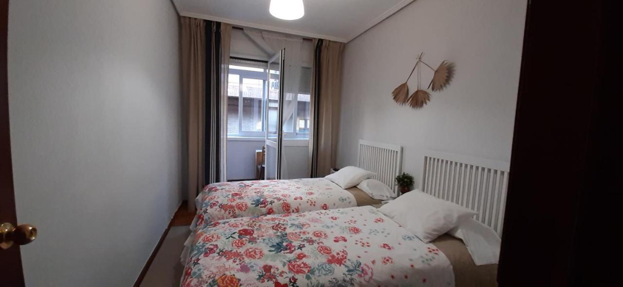 Apartamento Costa Vasca Las Arenas Getxo Exterior photo